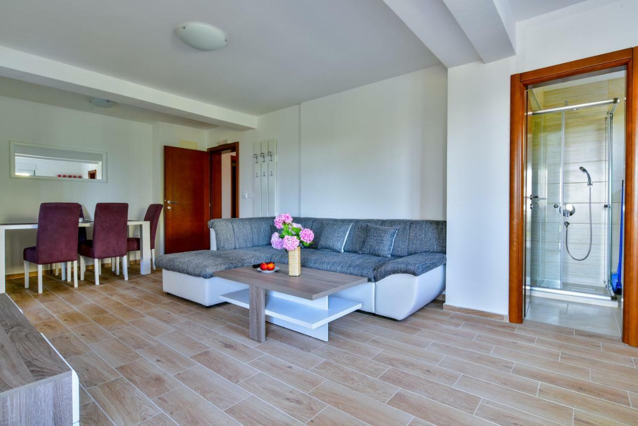 Apartmani Marina Kopitovic Петровац Экстерьер фото
