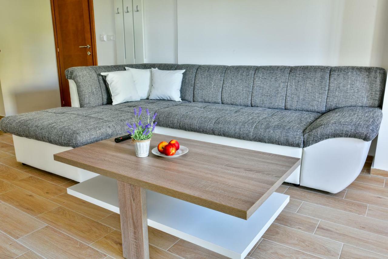 Apartmani Marina Kopitovic Петровац Экстерьер фото