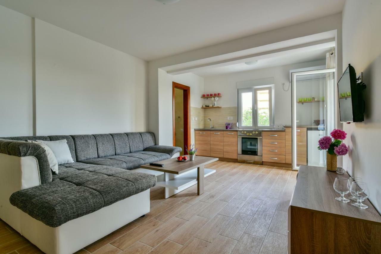 Apartmani Marina Kopitovic Петровац Экстерьер фото