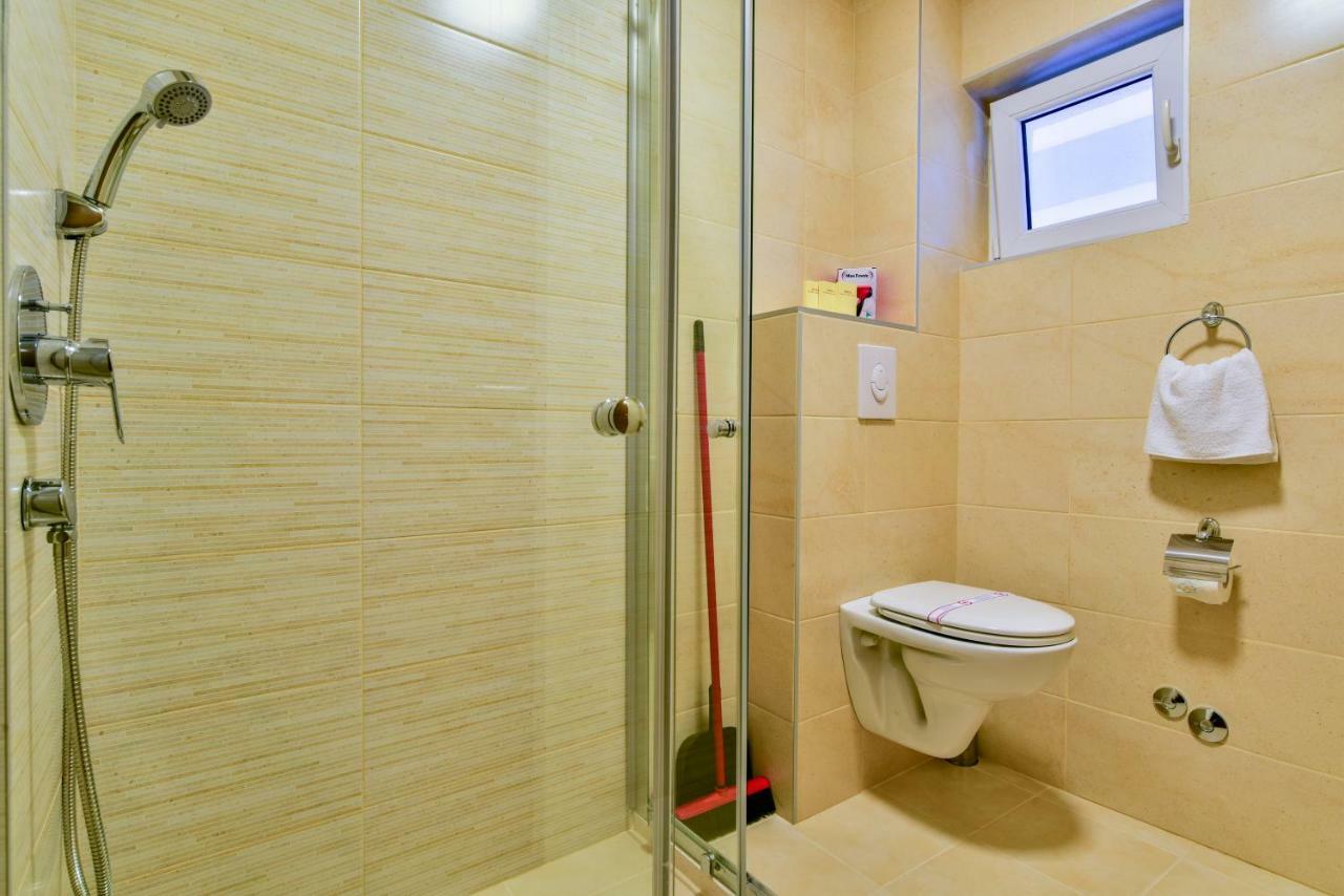 Apartmani Marina Kopitovic Петровац Экстерьер фото
