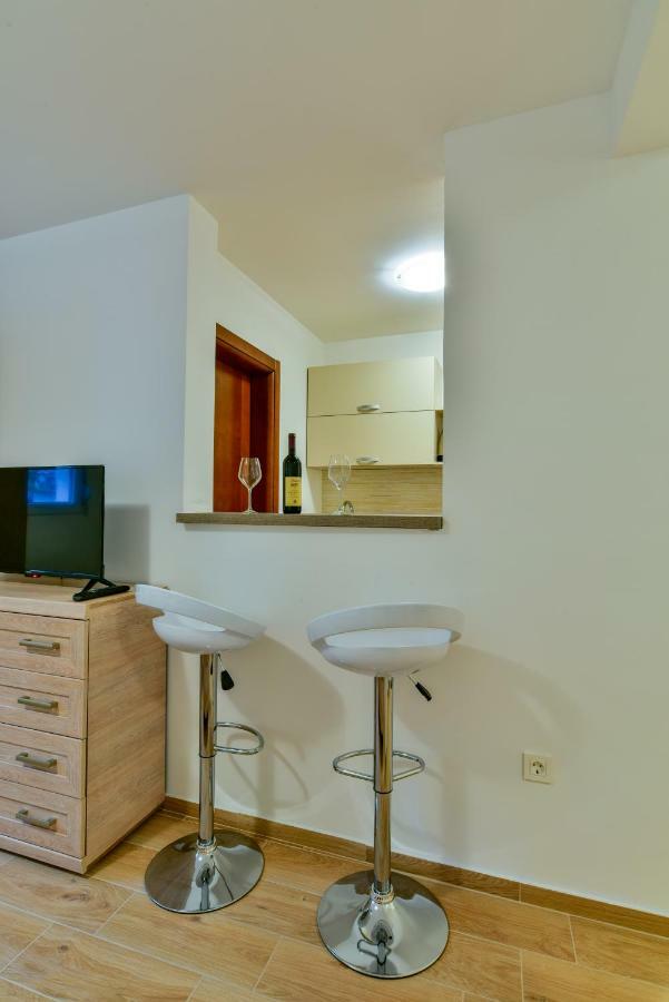 Apartmani Marina Kopitovic Петровац Экстерьер фото